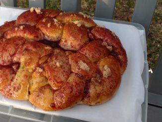 The Ultimate Vegan King Cake